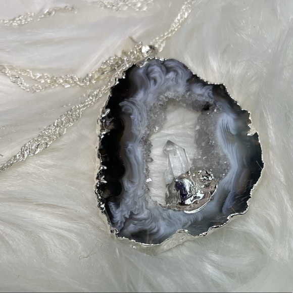 Artisan Jewelry - Druzy Agate HAND CRAFTED Gray OCO GEOD Sterling Crystal Quartz Pendant N…